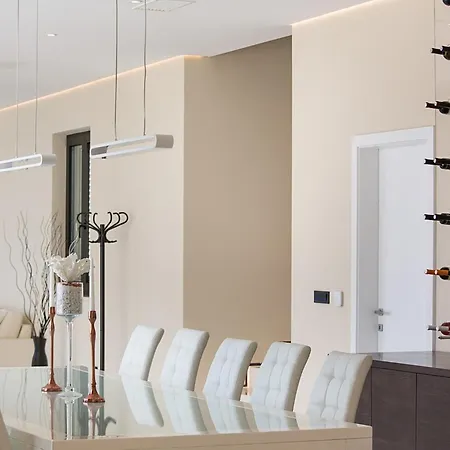 Stunning Seafront House In Istria Magnifique Contemporary 5 Bedroom Sauna And Gym Direct Access To Sea *