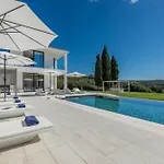 Villa Stunning Seafront House In Istria Magnifique Vrsar