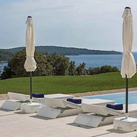 Villa Stunning Seafront House In Istria Magnifique Vrsar