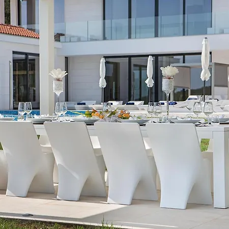 Stunning Seafront House In Istria Magnifique فيرسار