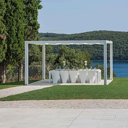 Stunning Seafront House In Istria Magnifique فيلة فيرسار
