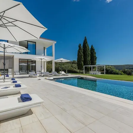 فيلة Stunning Seafront House In Istria Magnifique فيرسار